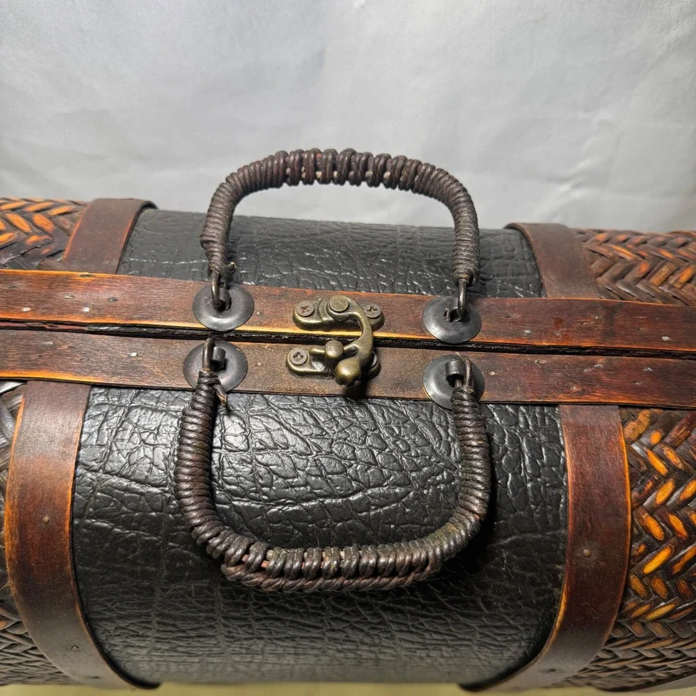 Vintage Woven Bamboo Leather Trunk Jewelry Box Keepsake Decorative Storage